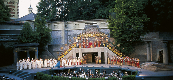 2000-Jahr-Feier 1985: Inszennierung von Verdis Oper "Aida" auf der Freilichtbühne